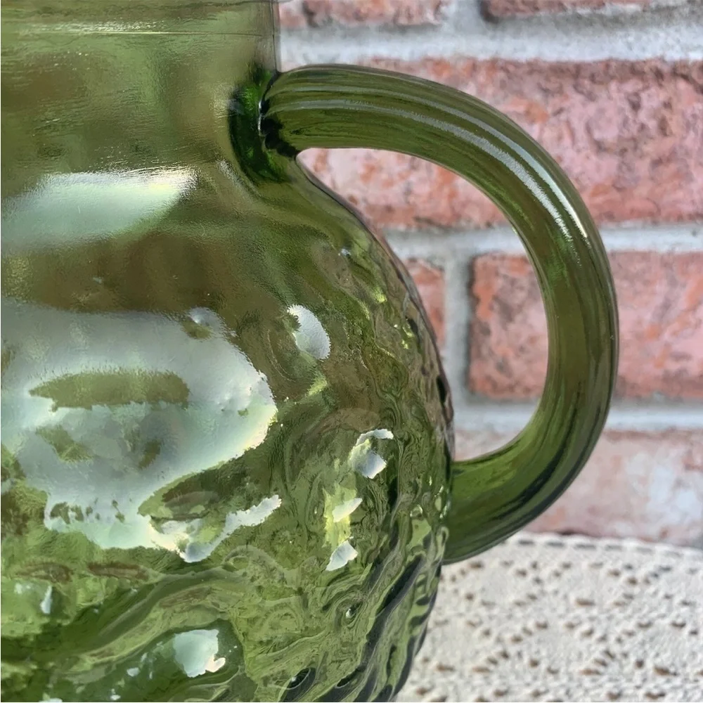 Vtg 1970s Anchor Hocking Lido Milano Avocado Green Ball Pitcher